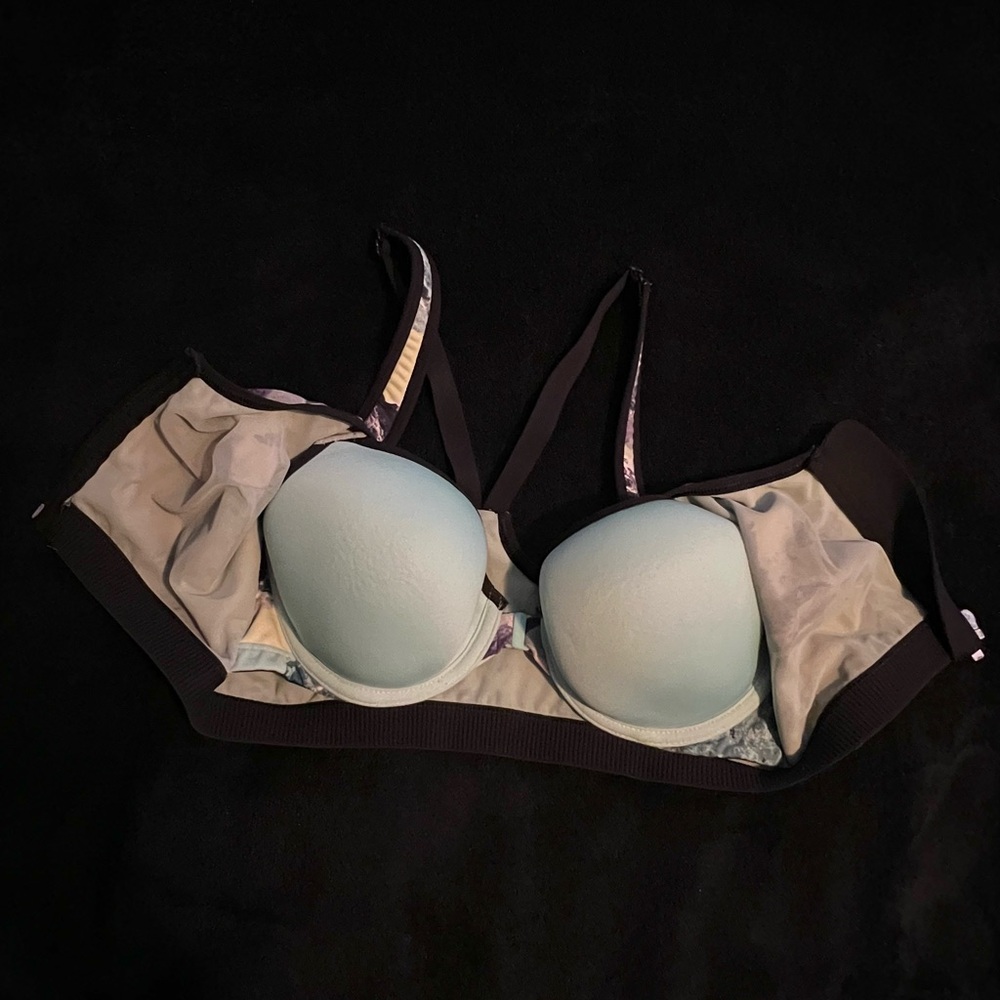 Rare VSX victorias sports bra - Picture 2 of 4